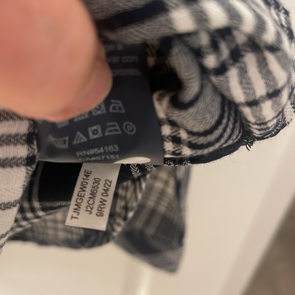 Tommy Hilfiger Women’s Blouse/ Button Down/ NavyPlaid/Cotton - Picture 6 of 10